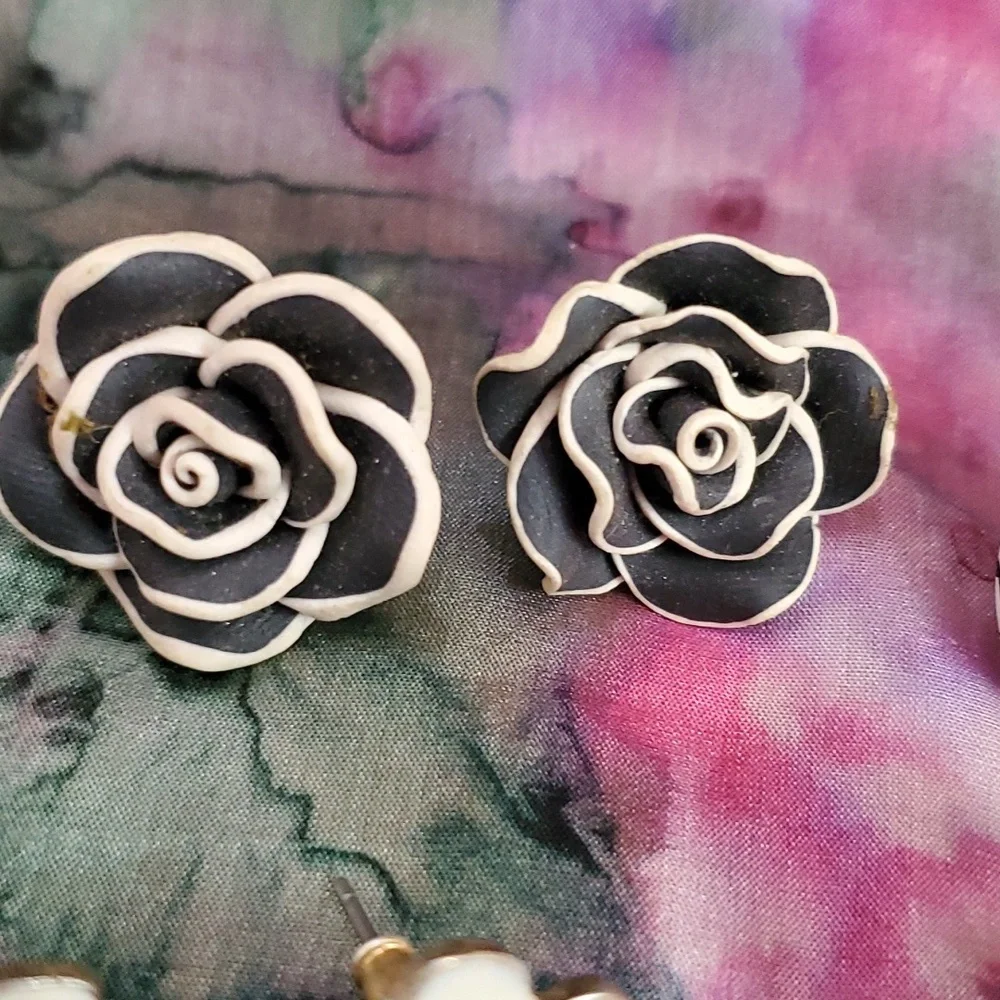 Vintage trio black